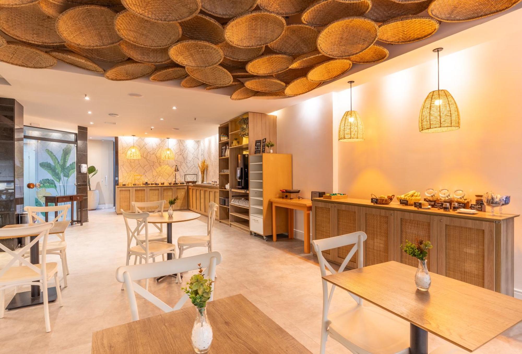 B&B Hotel Rio Copacabana Posto 5 Рио де Жанейро Екстериор снимка